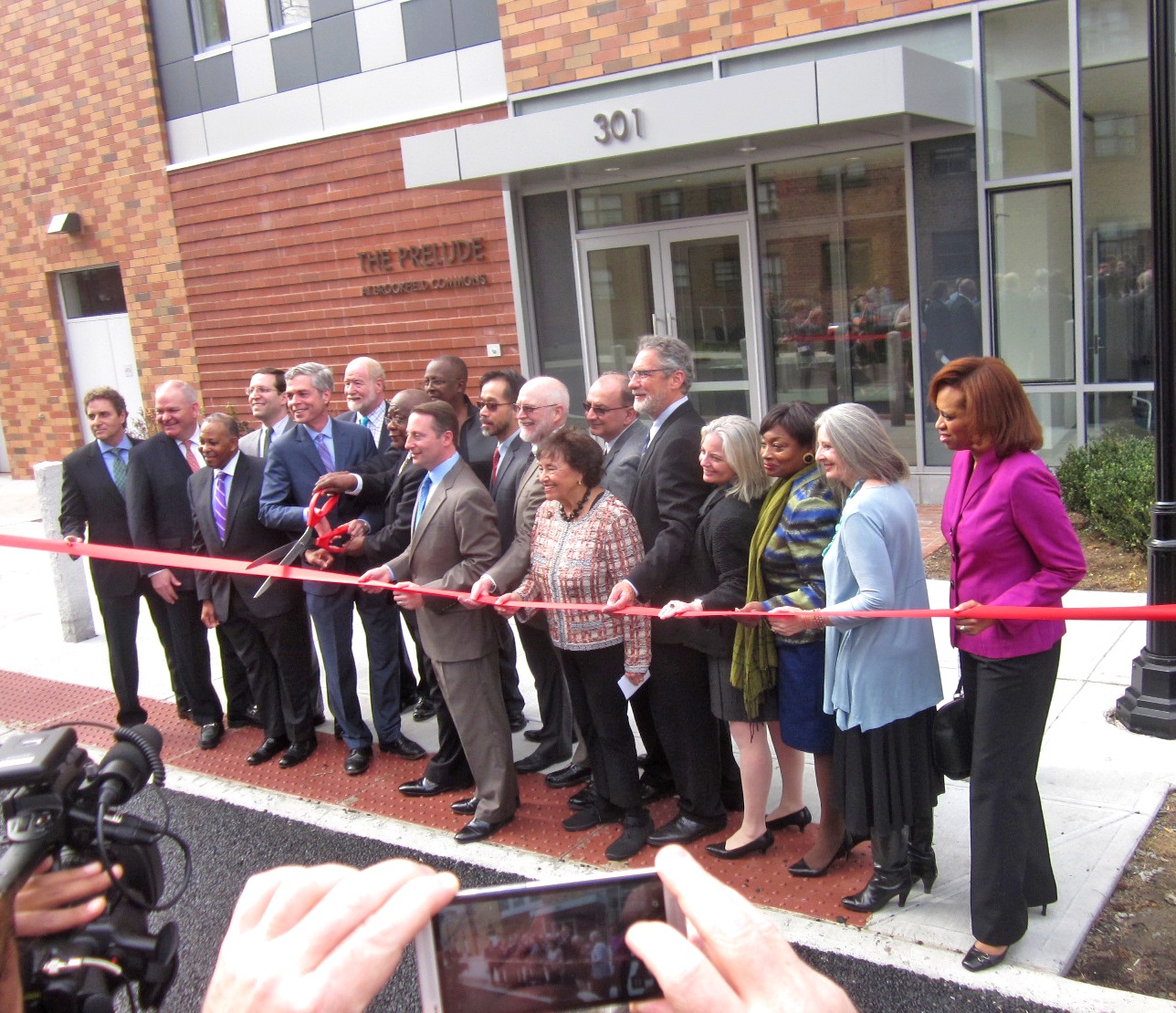 Ribbon Cutting Prelud (4)
