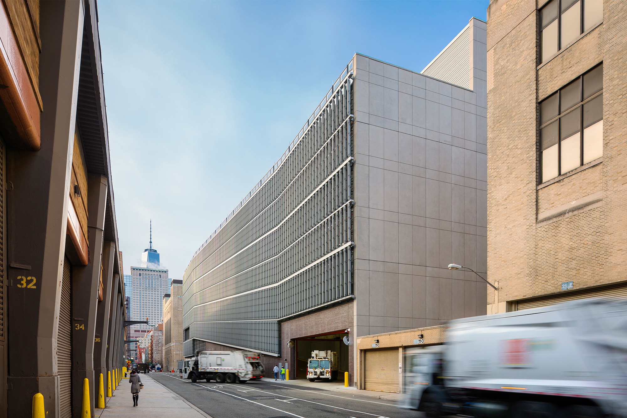 Manhattan Districts 125 Garage