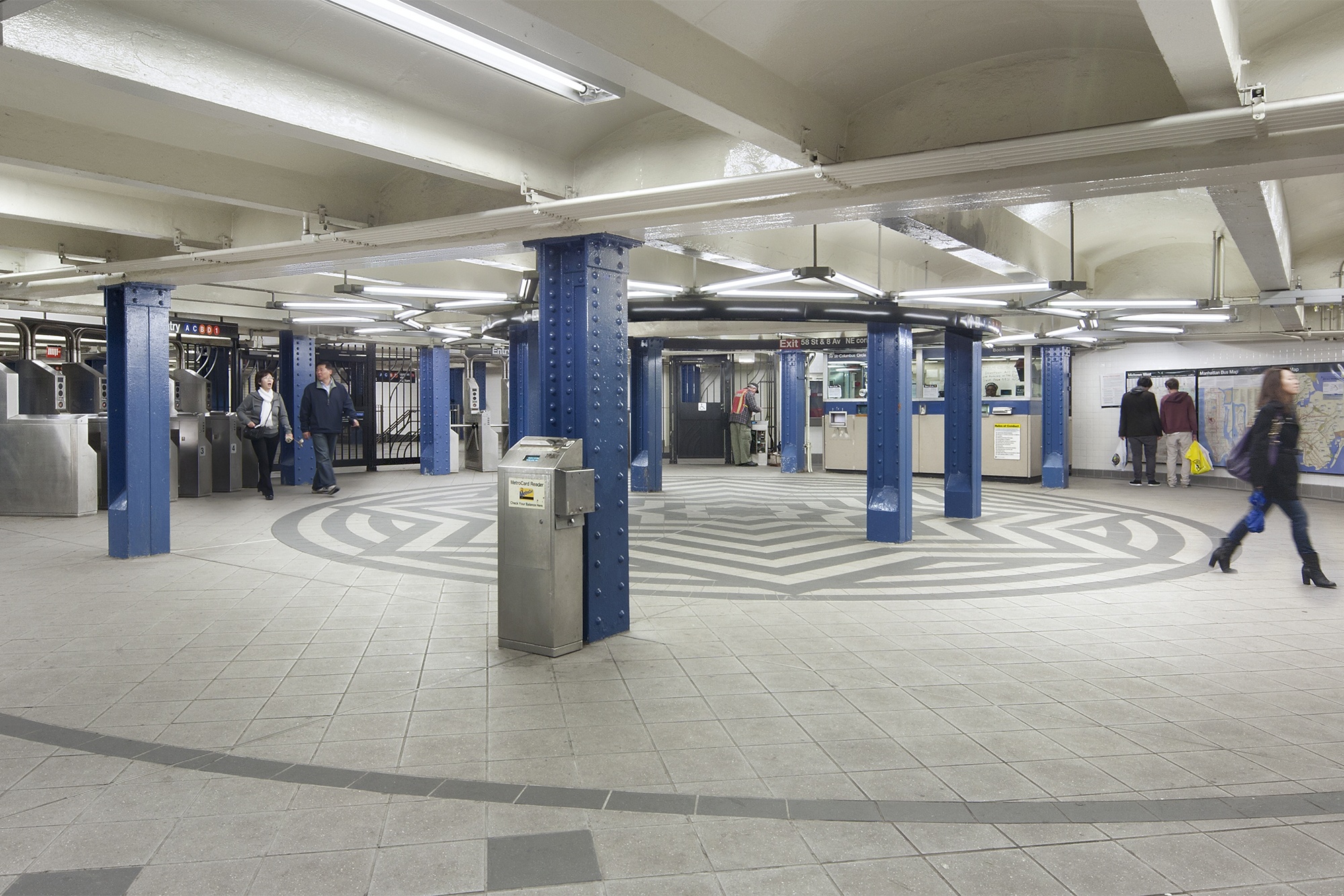 Columbus Circle 8a