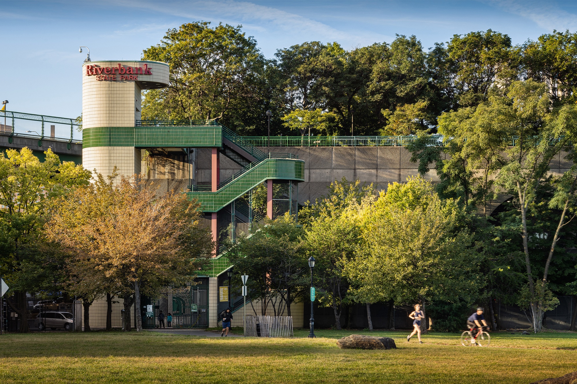 Discover A Splashing Adventure At Riverbank State Park: Unveiling The Outdoor Pool Oasis