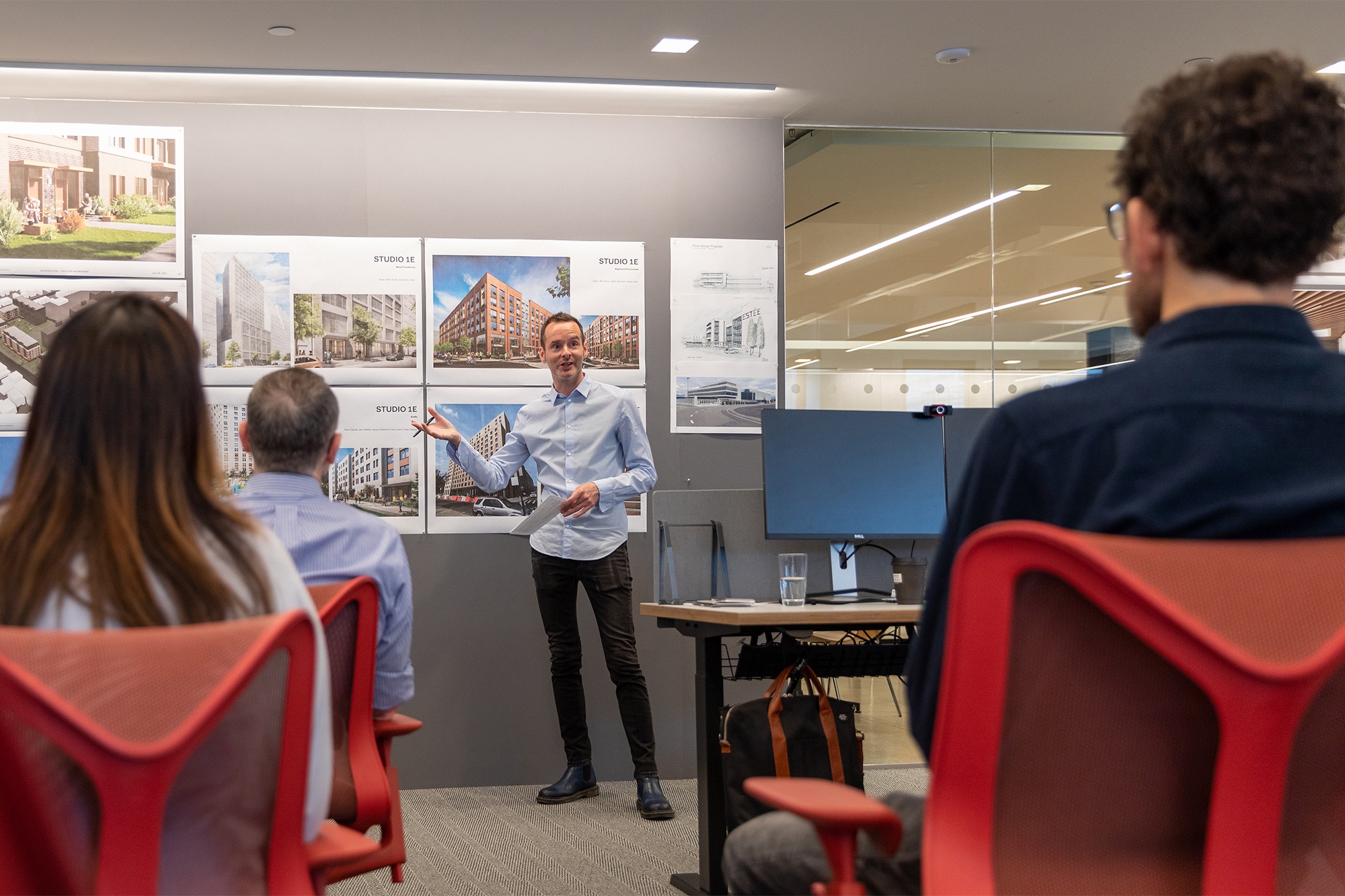 DA OfficeMeeting KE 1673