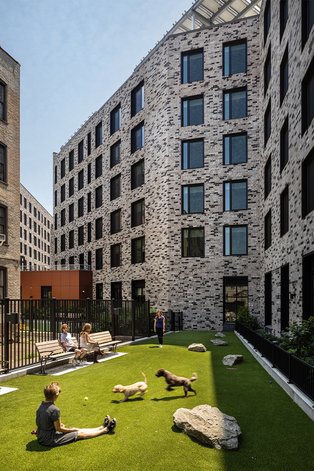 dattner-architects-nyc-vital brookdale-dog run