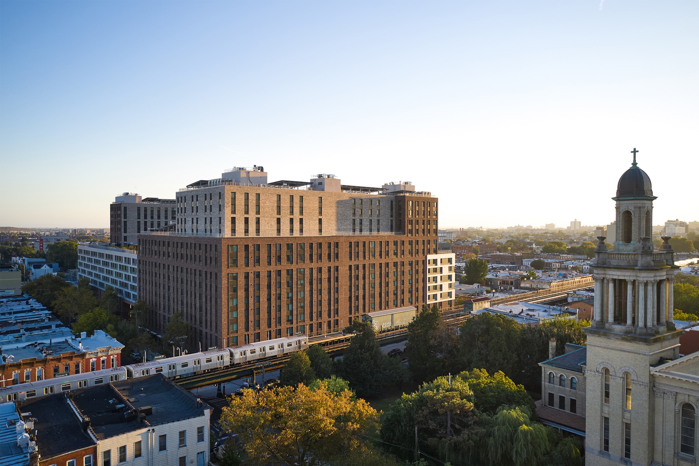 Atlantic Chestnut Hero