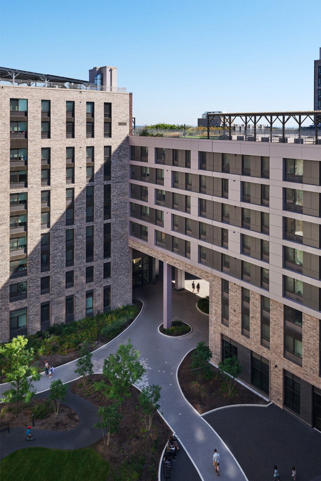 Atlantic Chestnut Courtyard Overhead