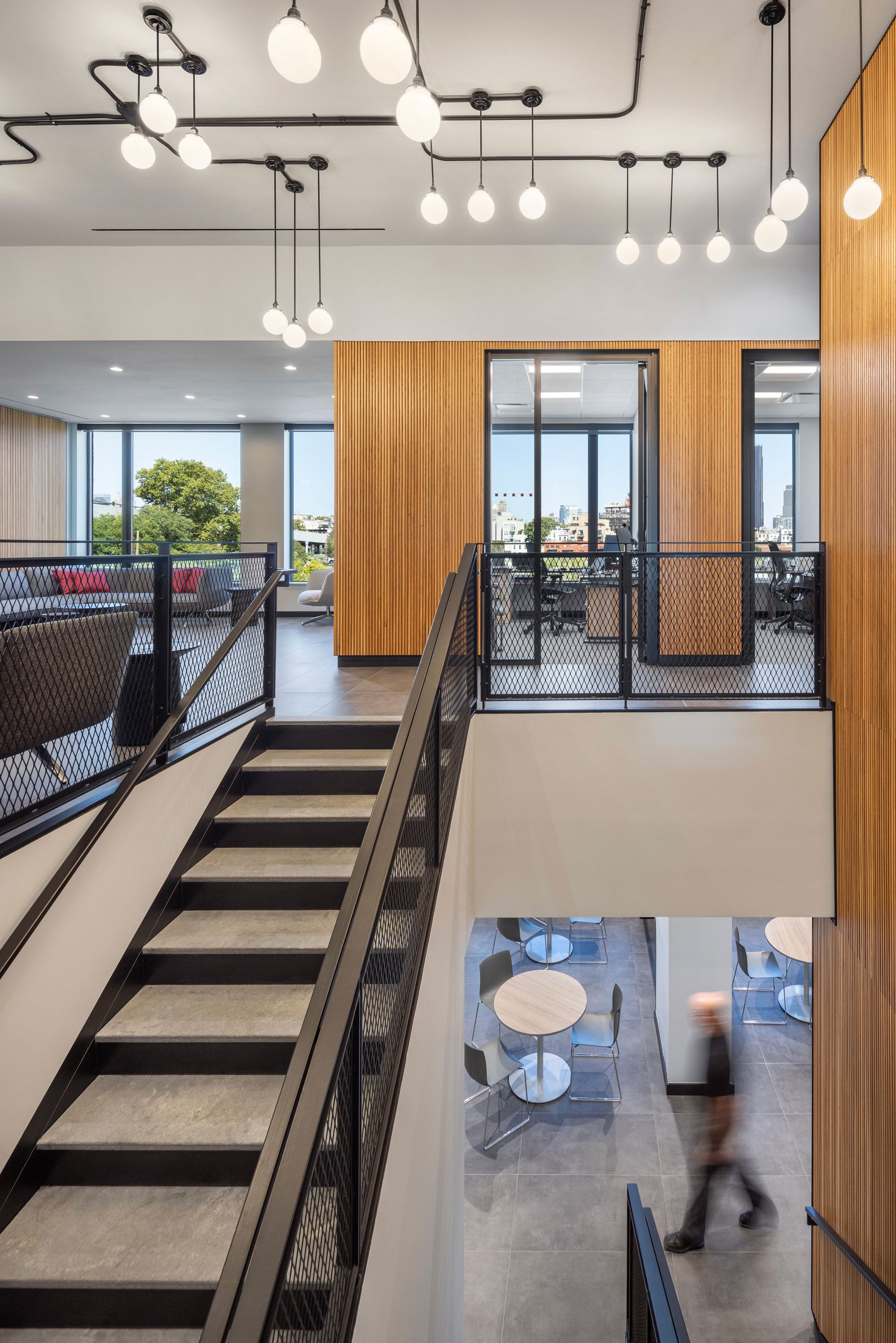 300-Huntington_1738_Albert-Vecerka_15_Office-Interior